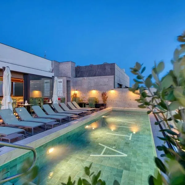 Vita Hotel & Rooftop (St. Julian's)