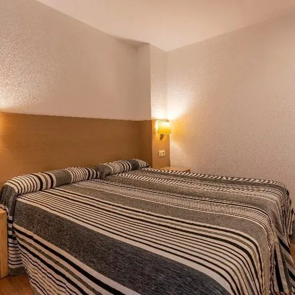 Almirall - zdjęcie 2