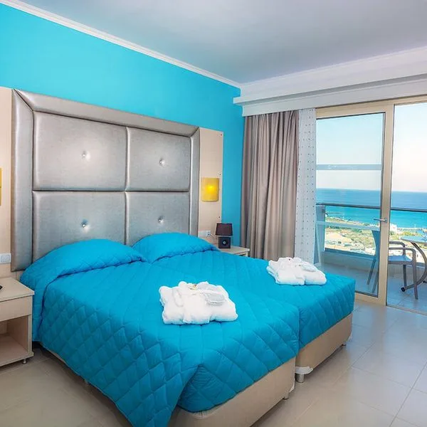 Grand Blue Beach - zdjęcie 5