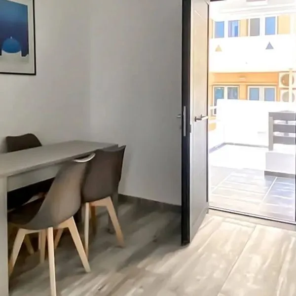 Romanias Apartments - zdjęcie 3