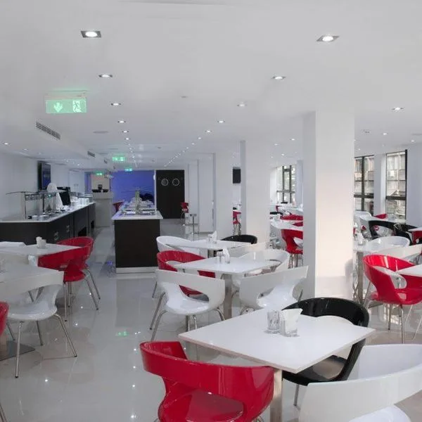 Breeze Boutique Athens - zdjęcie 4