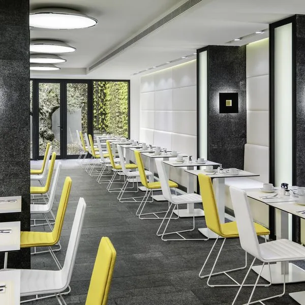 H10 Urquinaona Plaza - zdjęcie 4