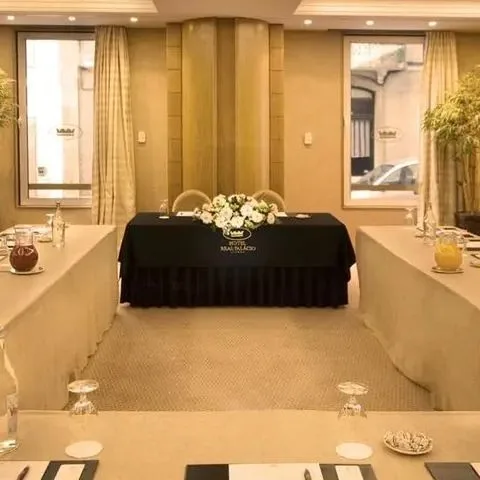 Real Palacio - zdjęcie 4