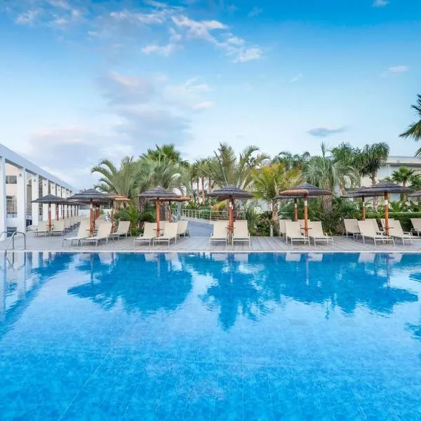 Blue Lagoon Resort - zdjęcie 2