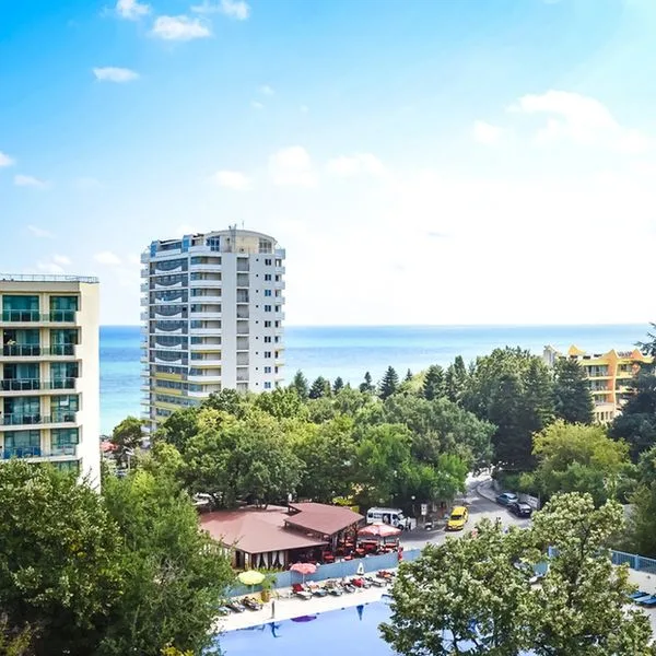 Perunika - zdjęcie 3