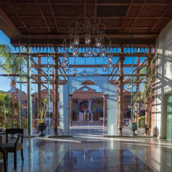 Cardina Resort by Sunrise - zdjęcie 4