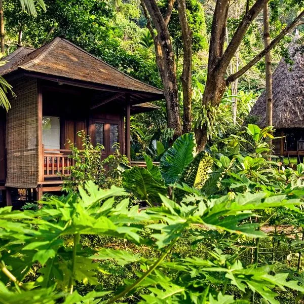 Barefoot at Havelock