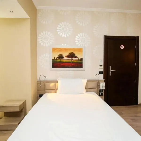 Partner (Vlorë) - zdjęcie 5