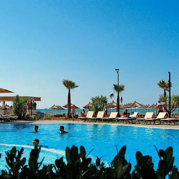 Supreme and SPA - zdjęcie 4