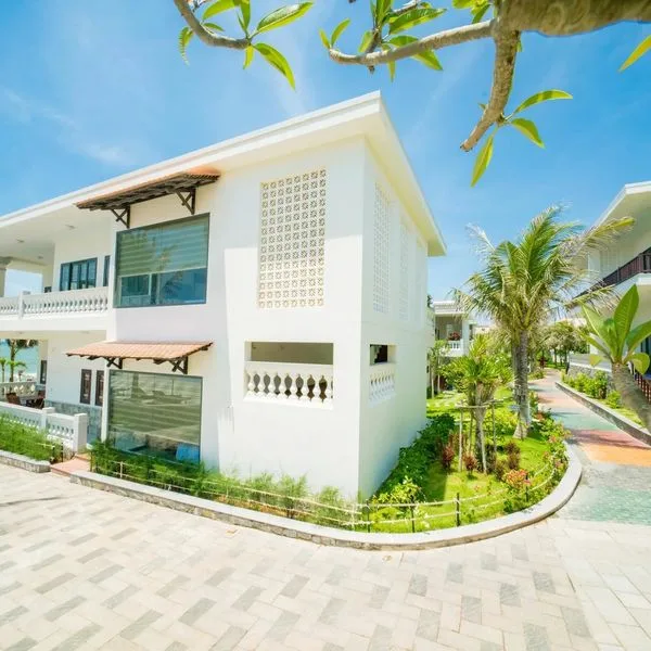 Blooming Lotus Resort