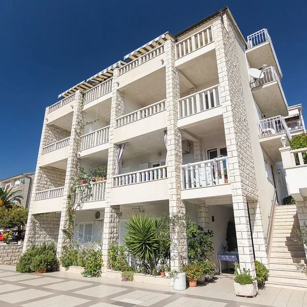 Villa Nada - zdjęcie 2