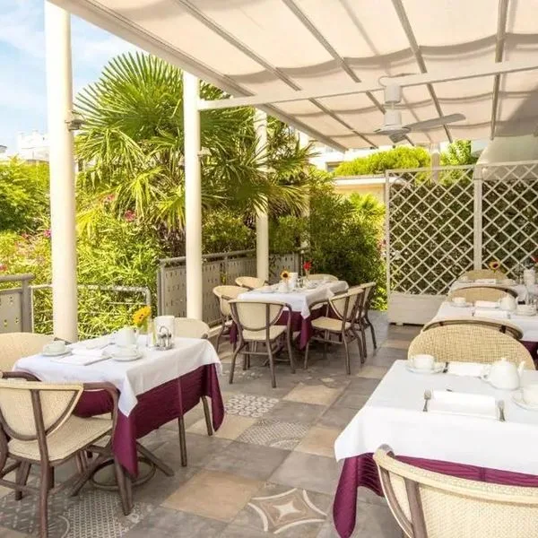 Heron (Lido di Jesolo) - zdjęcie 3