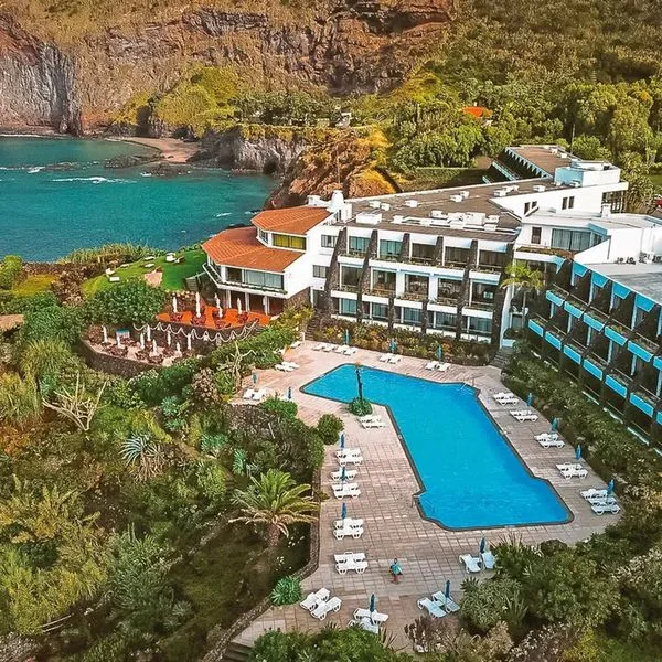 Caloura Resort