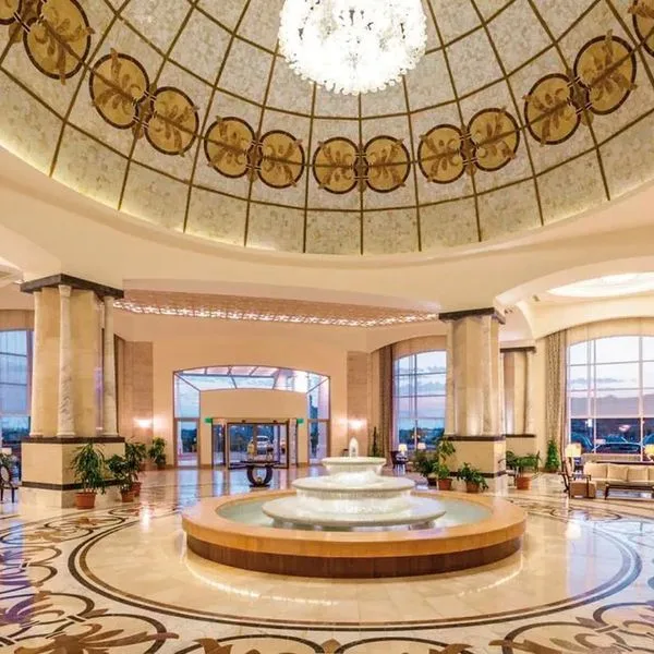 Melas Lara - zdjęcie 2