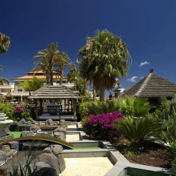 Regency Country Club - zdjęcie 3