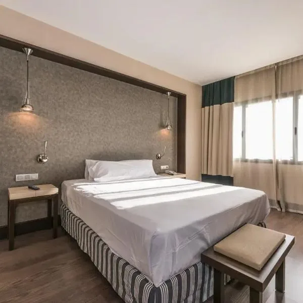 Mercader - zdjęcie 3