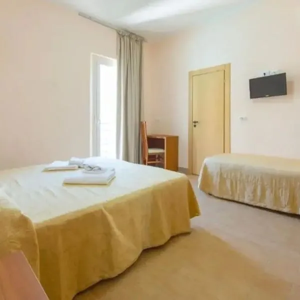 Adria Nuova - zdjęcie 2