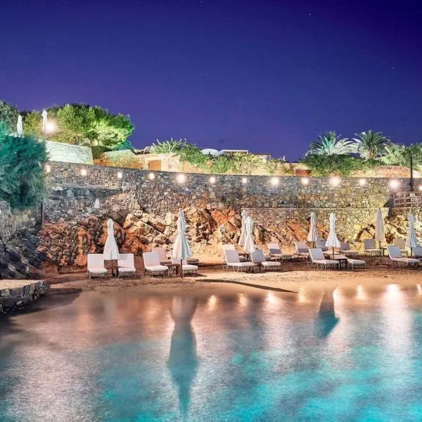 St. Nicolas Bay - zdjęcie 5