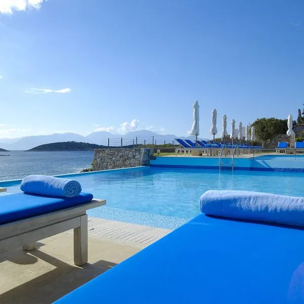 St. Nicolas Bay - zdjęcie 4