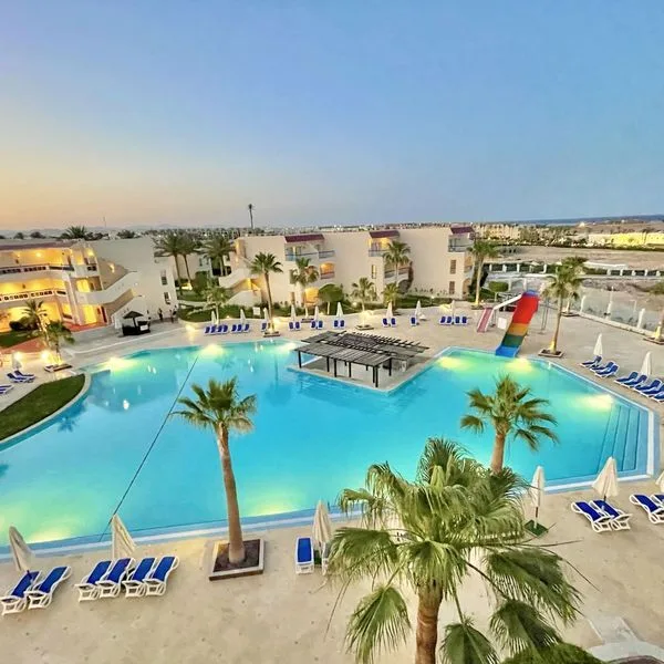 Ivy Cyrene Island Resort - zdjęcie 2