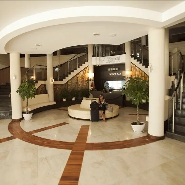 Mistral Sport - zdjęcie 2