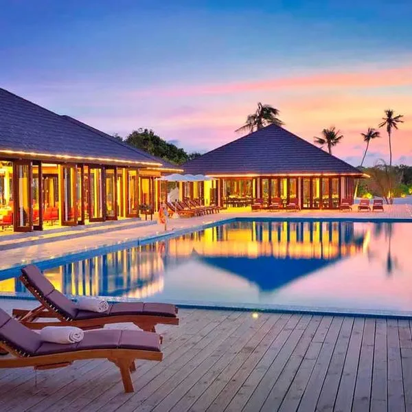 Atmosphere Kanifushi Maldives (ex. Kanifushi Beach & Spa) - zdjęcie 2