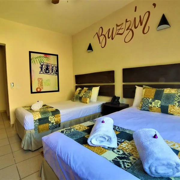 12 Bees by Kavia - zdjęcie 2