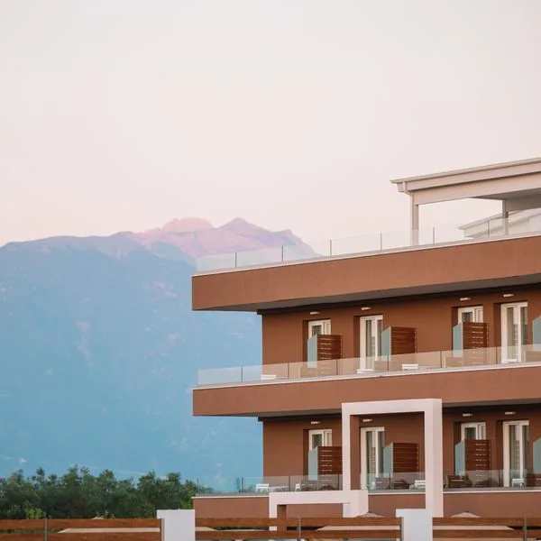 Mythic Summer - zdjęcie 5