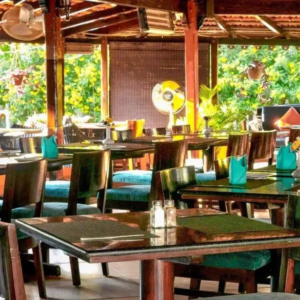 Colonia Santa Maria - zdjęcie 2