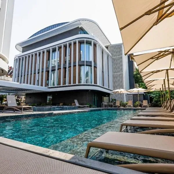 Four Hills - zdjęcie 2