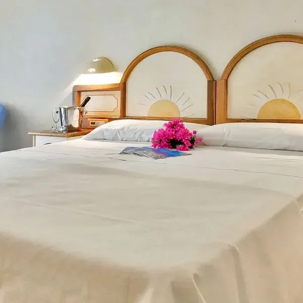 Club Esse Posada Beach Resort (Palau) - zdjęcie 4