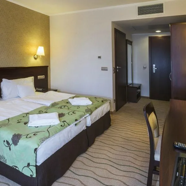 Malinowy Dwór - zdjęcie 2