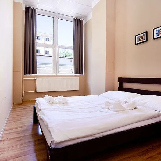 Plus Prague - zdjęcie 3