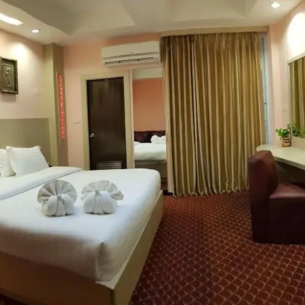 Romeo Palace - zdjęcie 3