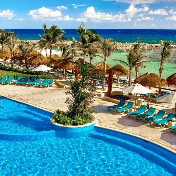 Catalonia Yucatan Beach