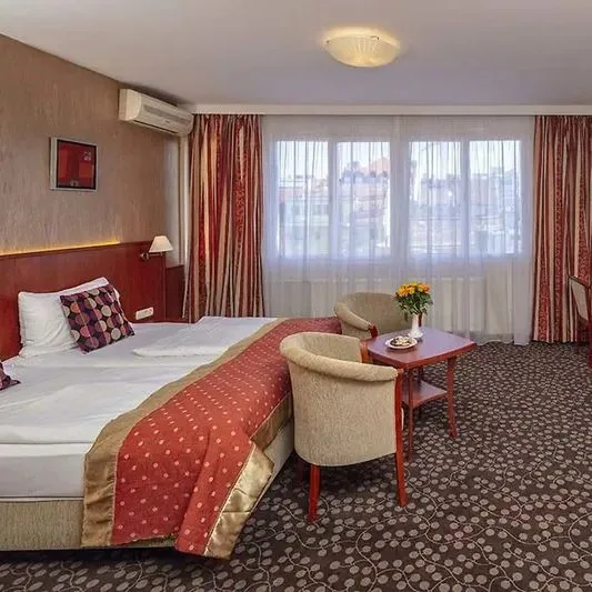 Charles - zdjęcie 4