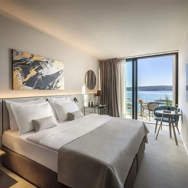 Aminess Younique Narrivi - zdjęcie 4