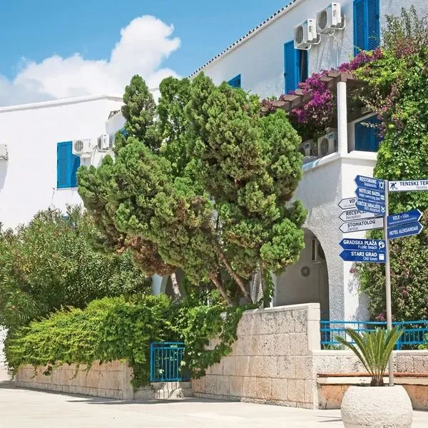 Slovenska Plaza (Budva) - zdjęcie 2