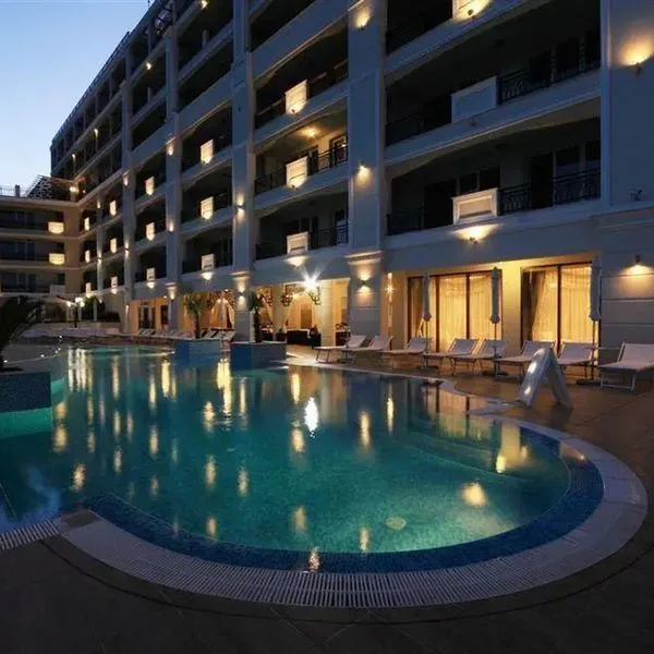 Penelope Palace - zdjęcie 3