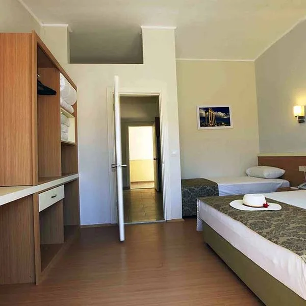 Sun City Side (ex. Sun City Apartments) - zdjęcie 3