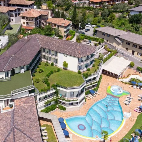 Royal Village - zdjęcie 2