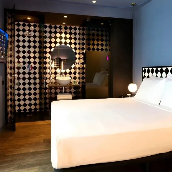 Axel Madrid - zdjęcie 5