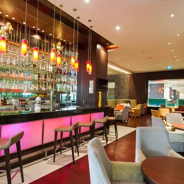 Holiday Inn Silom (Bangkok) - zdjęcie 4