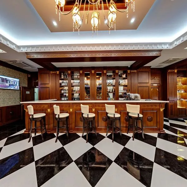 London Boutique - zdjęcie 2