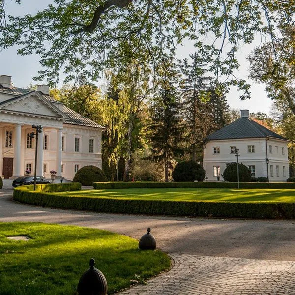 Pałac Mała Wieś - zdjęcie 4