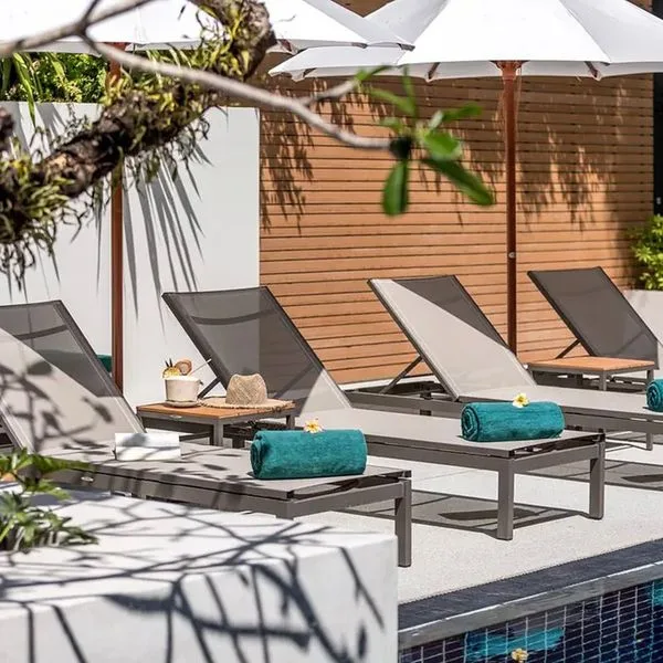 Outrigger Surin Beach Resort (ex. Manathai Surin Phuket) - zdjęcie 3