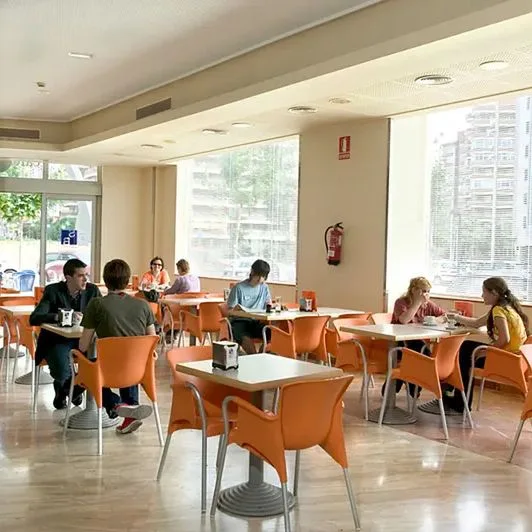 SB Express Tarragona - zdjęcie 4