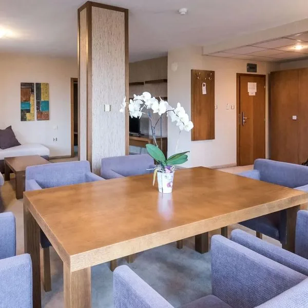 Evelina Palace - zdjęcie 5