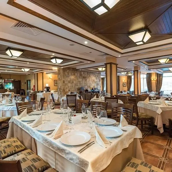 Evelina Palace - zdjęcie 2