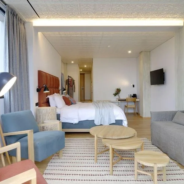 Coco mat Athens BC - zdjęcie 2